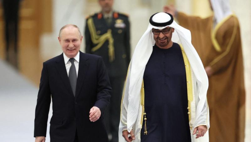 Vladimir Putin i-a trolat pe liderii politici de la summitul pentru climă COP28. A negociat acorduri de petrol la câţiva km distanţă. Analiză Politico