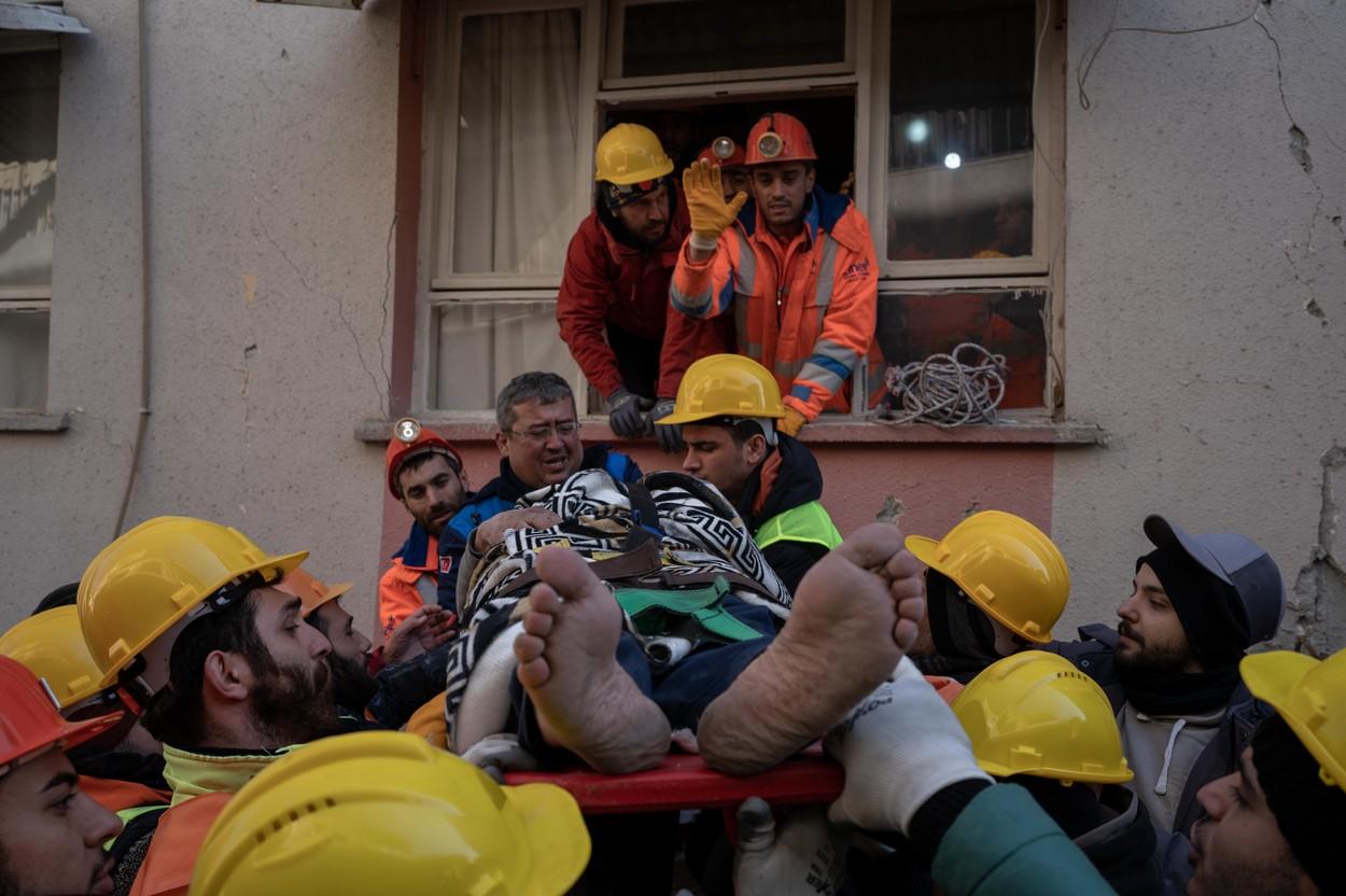 Cutremure în Turcia și Siria: Peste 21.000 de morţi. Experții avertizează că sunt tot mai puține șanse ca printre dărâmături să fie găsiți oameni în viață