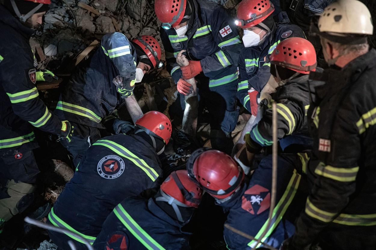 Cutremure în Turcia și Siria: Peste 21.000 de morţi. Experții avertizează că sunt tot mai puține șanse ca printre dărâmături să fie găsiți oameni în viață