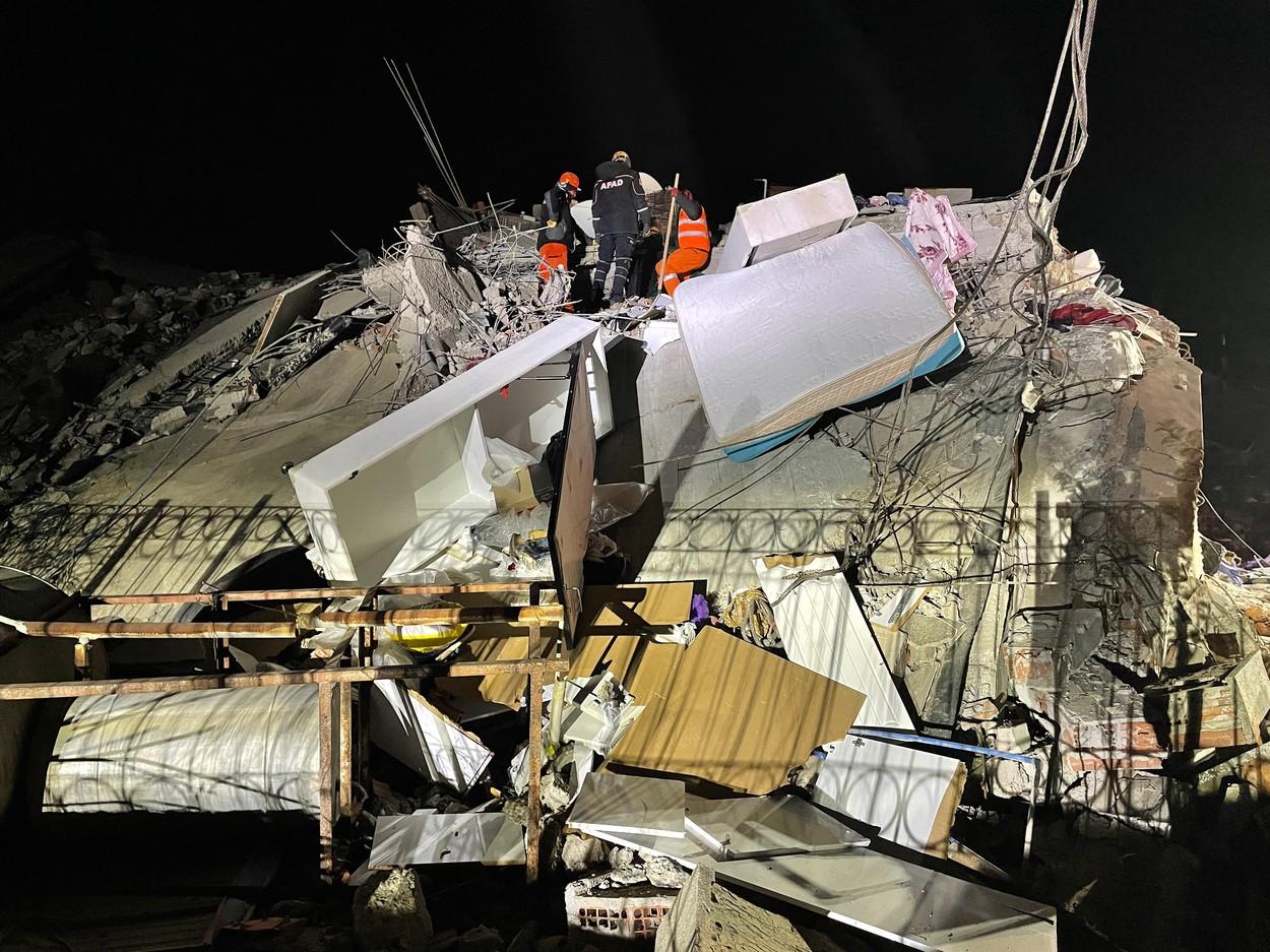 Cutremure în Turcia și Siria: Peste 21.000 de morţi. Experții avertizează că sunt tot mai puține șanse ca printre dărâmături să fie găsiți oameni în viață