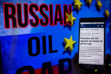 Rusia a anunţat că îşi reduce voluntar producţia de petrol. Preţul ţiţeiului Brent sare de 86 de dolari pe baril