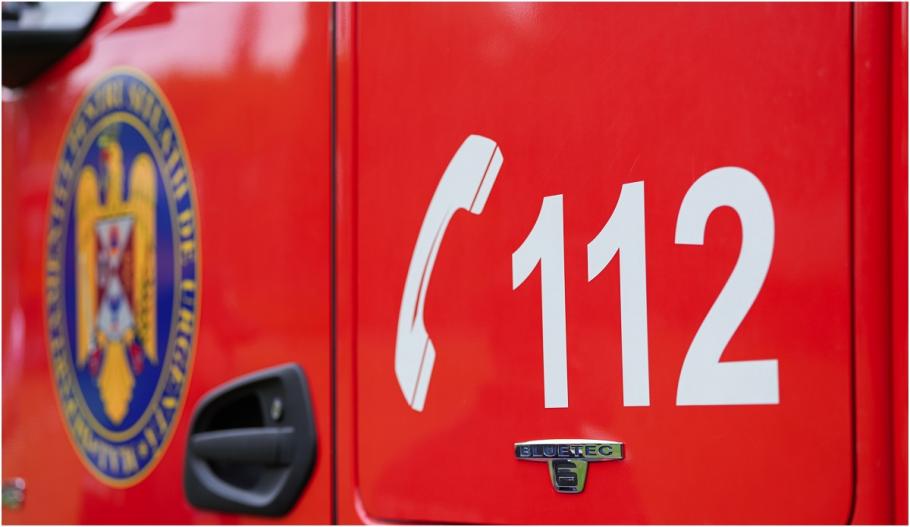 Incendiu puternic în Argeș. Cinci persoane au ajuns la spital, între care trei copii, după ce focul le-a mistuit casa Incendiu puternic în Argeș. Cinci persoane au ajuns la spital, între care trei copii, după ce focul le-a mistuit casa