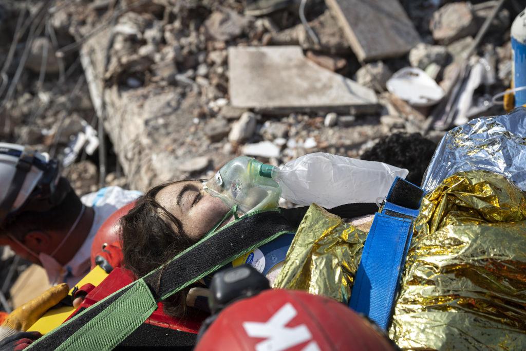 Cutremure în Turcia şi Siria: Bilanţul a ajuns la peste 37.000 de morţi. Dezastrul ar putea costa Turcia 84 de miliarde de dolari