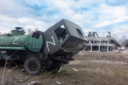 vehicul militar cu inscripția Z