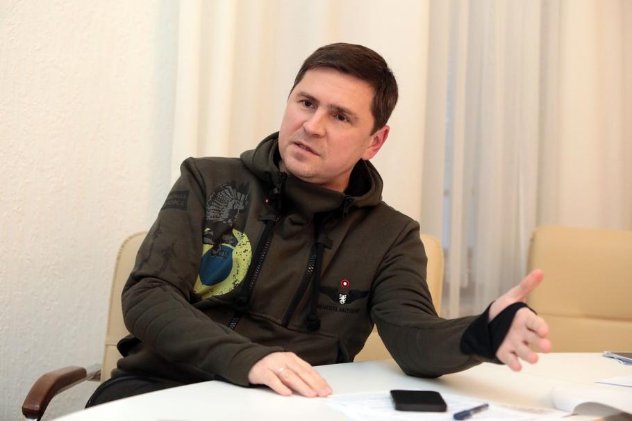 Mihailo Podoliak, consilierul lui Zelenski: "Rusia vrea să preia puterea în R.Moldova, dar nu cu tancuri, ci cu bandiţi" Mihailo Podoliak, consilierul lui Zelenski: "Rusia vrea să preia puterea în R.Moldova, dar nu cu tancuri, ci cu bandiţi"