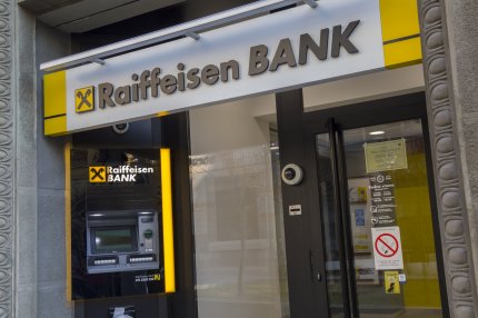 Lovitură pentru Raiffeisen Bank