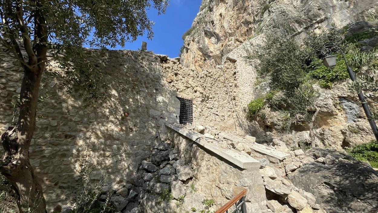 Lăcaşul creştin a rămas intact, după cutremurul din Turcia
