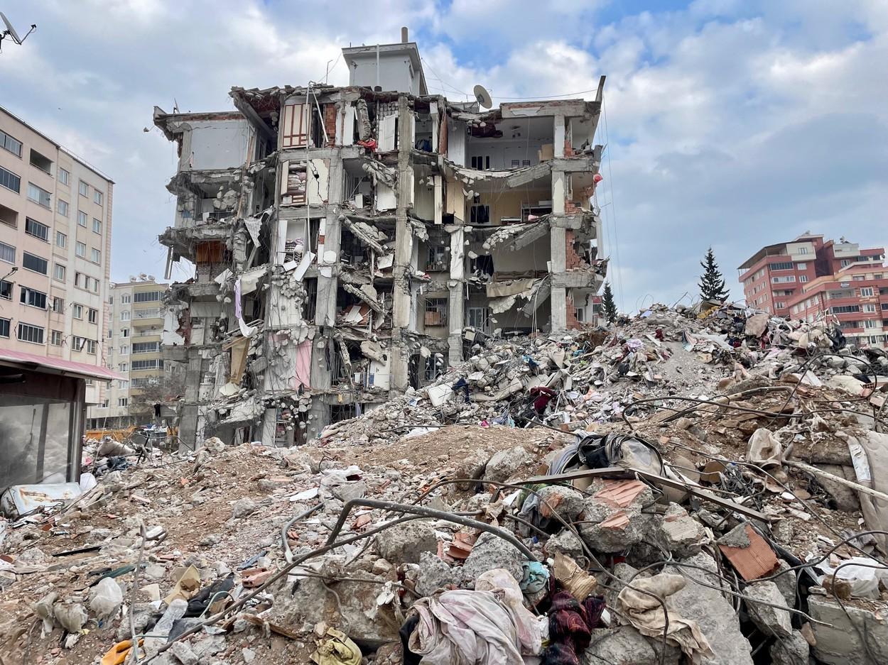 Un nou cutremur puternic în Turcia, de 6.4 pe Richter. Seismul a zguduit o provincie deja devastată de seisme
