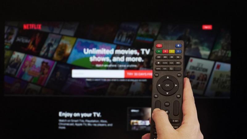 Netflix ieftinește abonamentele în anumite ţări, pentru a menţine creşterea numărului de abonaţi