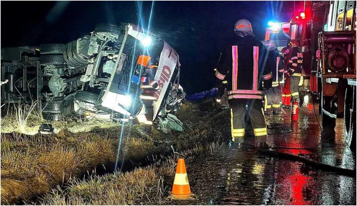 Acuzaţii grave pentru ISU Braşov, după moartea unui şofer care s-a răsturnat cu cisterna