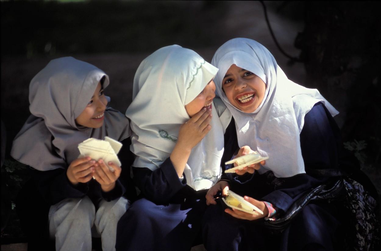 eleve din Iran