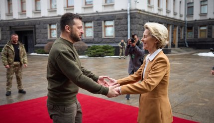 președintele ucrainean Volodimir Zelenski și președintele Comisiei Europene Ursula von der Leyen