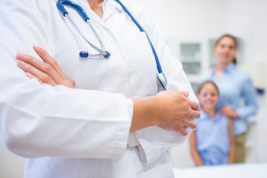 Românii au de urmat mai mulţi paşi pentru a-şi schimba medicul de familie. Românii au de urmat mai mulţi paşi pentru a-şi schimba medicul de familie.