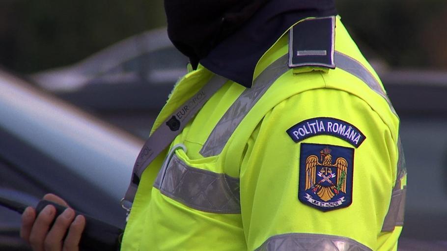 Şofer din Mehedinţi, oprit în trafic cu o alcoolemie record de 4,02 mg/l. Tânărul consumase şi droguri Şofer din Mehedinţi, oprit în trafic cu o alcoolemie record de 4,02 mg/l. Tânărul consumase şi droguri