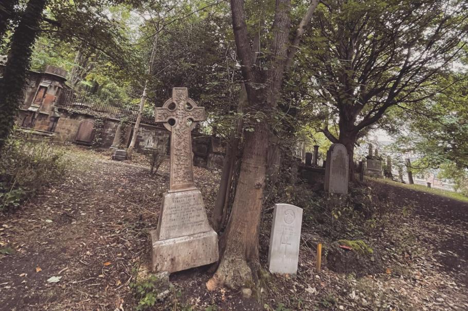 Cimitirul Dalry Lodge House din Edinburgh Cimitirul Dalry Lodge House din Edinburgh