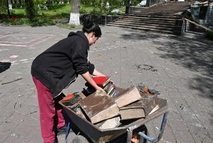 Ucraina a retras 19 milioane de cărţi ruseşti şi sovietice din bibliotecile sale. Procesul derusificării, accelerat după izbucnirea războiului