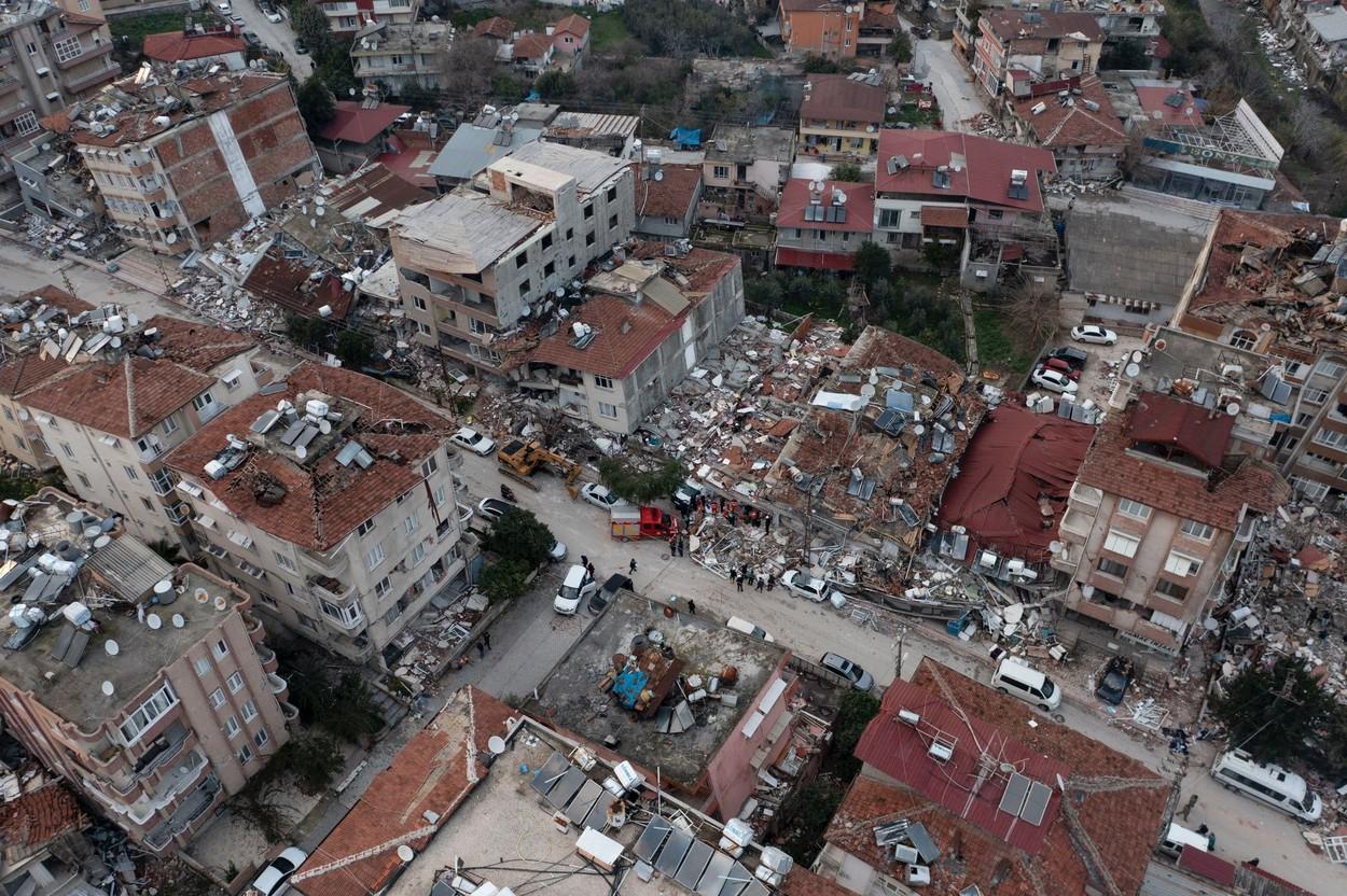 Cutremure în Turcia și Siria: Aproape 10.000 de morţi și 40.000 de răniți. Președintele Erdogan, așteptat în zona afectată de seisme