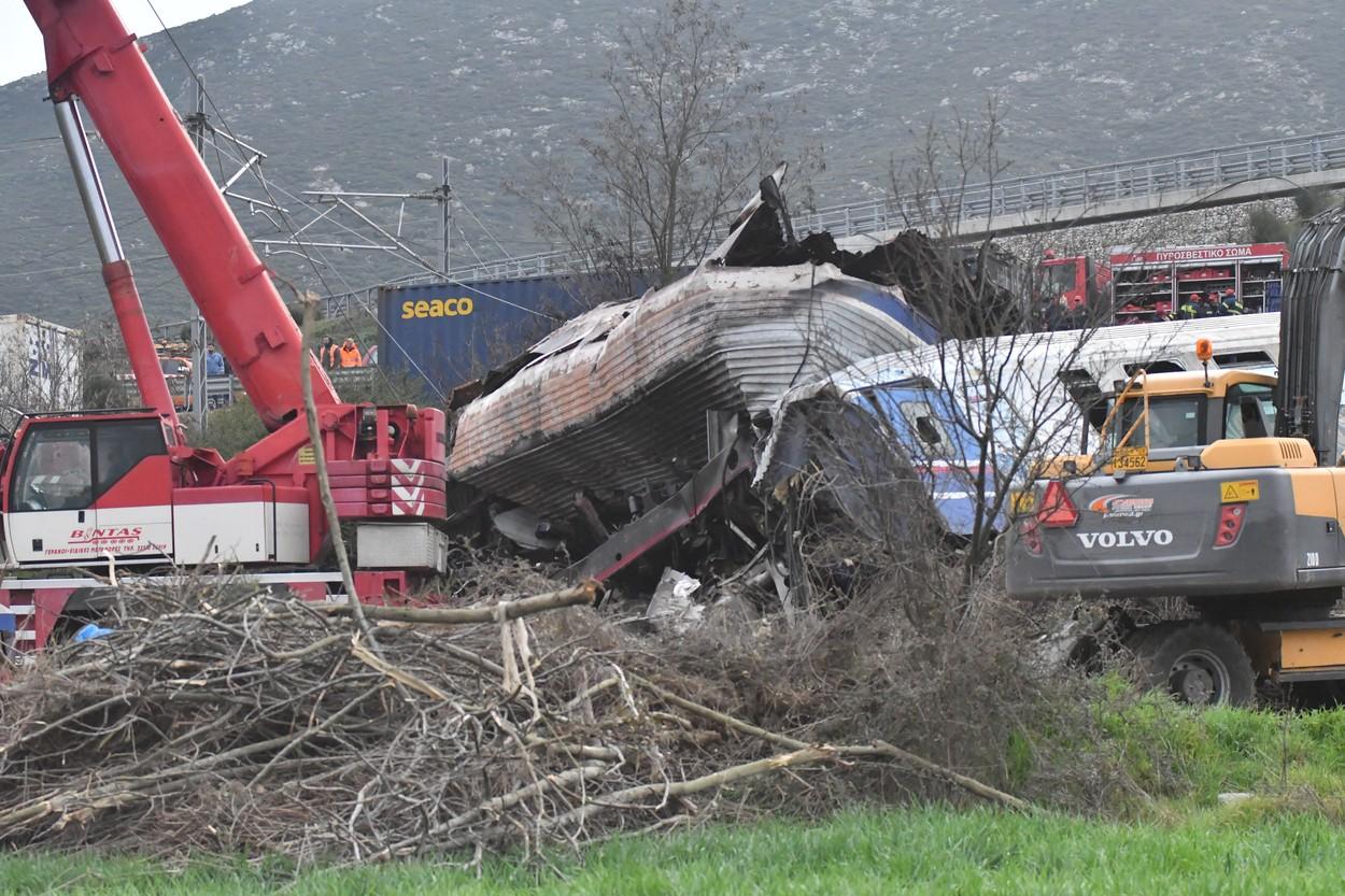 Accidentul feroviar din Grecia. Acuzații grave după ciocnirea frontală a trenurilor care se deplasau pe aceeași linie: "Totul se face manual"