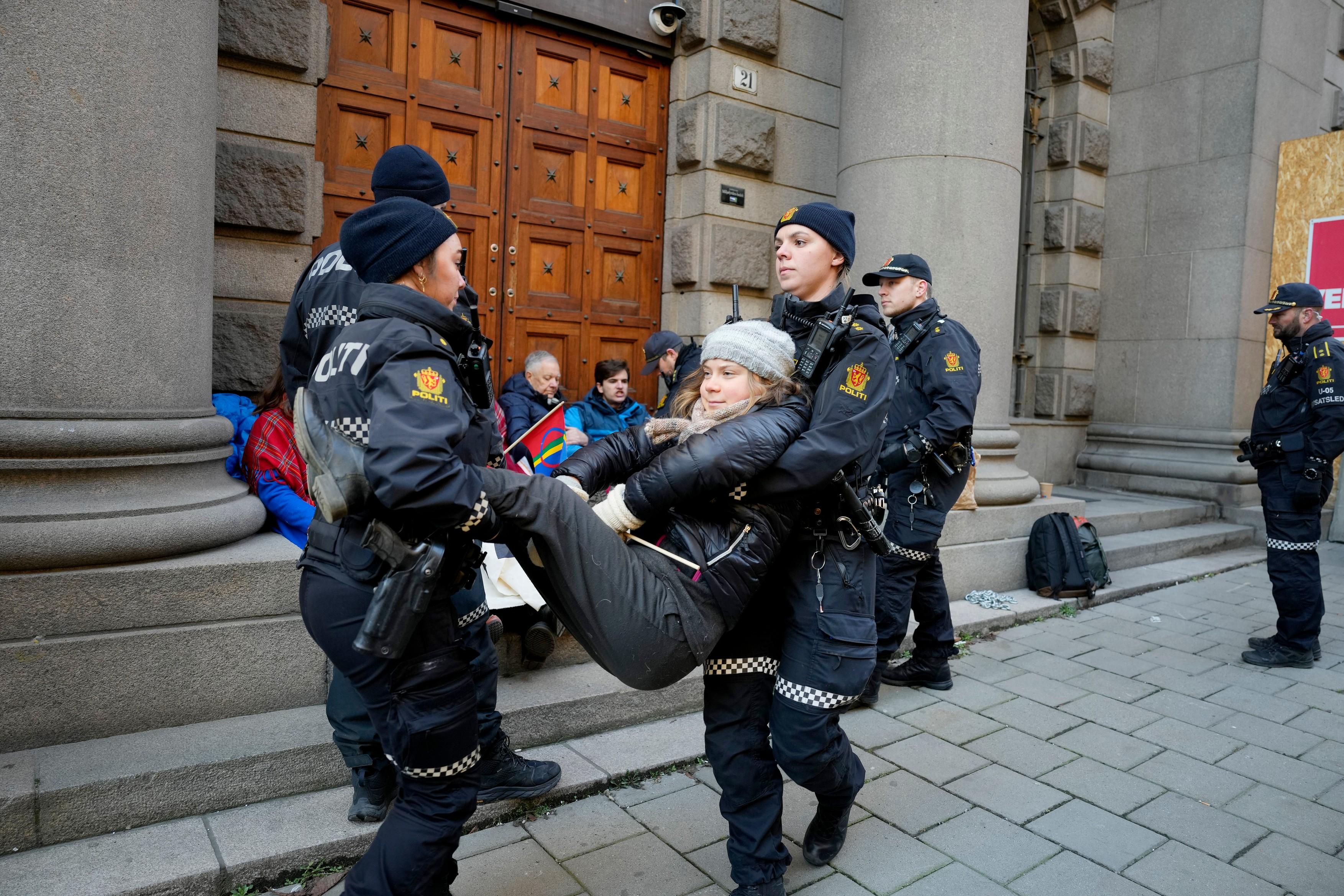 Greta Thunberg reținută în Oslo