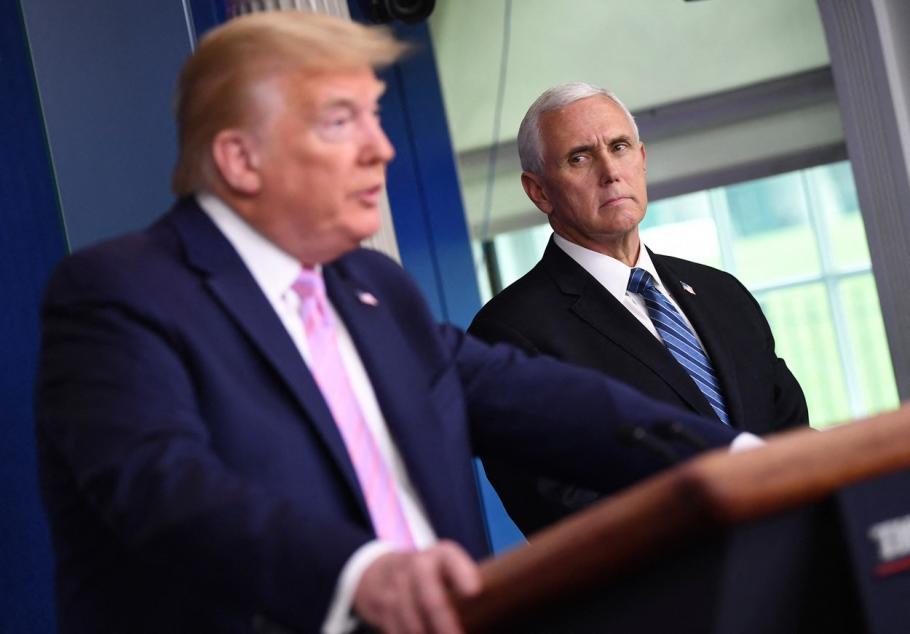 Mike Pence și Donald Trump Mike Pence și Donald Trump, 10 aprilie 2020