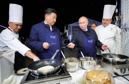 Președintele Chinei plănuiește, săptămâna viitoare, o vizită în Rusia la invitaţia prietenului său, Vladimir Putin - surse