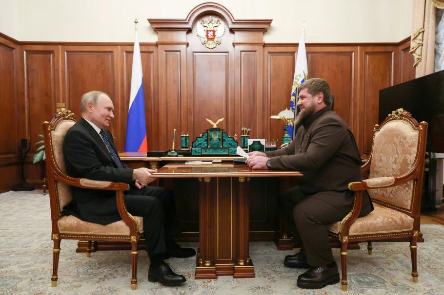 Putin l-a primit la Kremlin pe liderul cecen. Kadîrov: "Executăm toate ordinele dumneavoastră. Acţionăm până la capăt" Putin l-a primit la Kremlin pe liderul cecen. Kadîrov: "Executăm toate ordinele dumneavoastră. Acţionăm până la capăt"