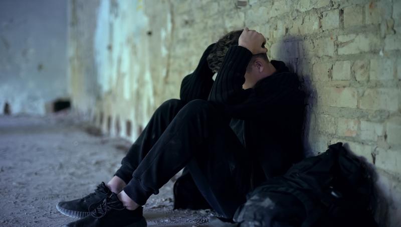 Adolescent din Vrancea, dat dispărut în miez de noapte, după ce s-a certat cu părinţii din cauza şcolii. A fost găsit la 10 kilometri de casă
