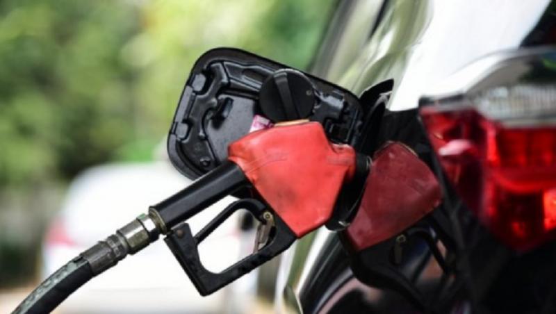 Care sunt preţurile la carburanţi astăzi, 15 martie 2023. Preţul la benzină a scăzut cu 2 bani pe litru