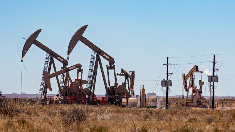 Petrolul a ajuns la 70 de dolari pe baril. Cotațiile țițeiului au ajuns la cel mai mic nivel din decembrie 2021