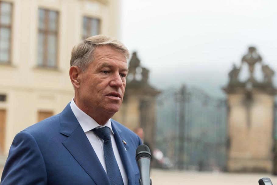 Klaus Iohannis, despre drona MQ Reaper doborâtă deasupra Mării Negre: "Un incident grav şi regretabil" Klaus Iohannis, despre drona MQ Reaper doborâtă deasupra Mării Negre: "Un incident grav şi regretabil"