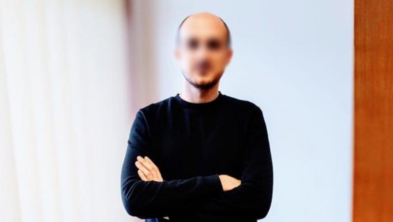 Valeriu a murit pe masa de operaţie, în Vatra Dornei. Tânărul de 28 de ani venise pentru o intervenţie la cot, după ce se accidentase la fotbal