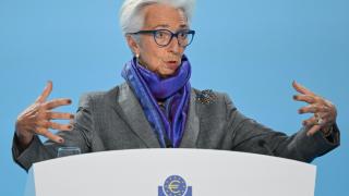 Banca Centrală Europeană a majorat dobânda de referință în ciuda turbulenţelor de pe piața bancară: Inflaţia va rămâne mare