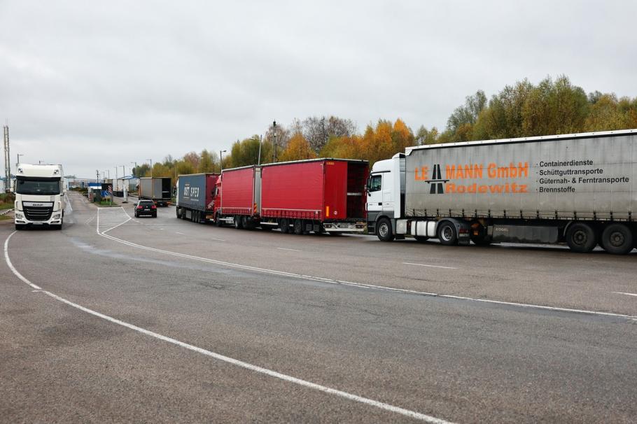 ANAF pierde procesul cu firma amendată că a încălcat sancţiunile UE pentru Rusia. Compania românească, transporturi de la fabricile celui mai bogat rus ANAF pierde procesul cu firma amendată că a încălcat sancţiunile UE pentru Rusia. Compania românească, transporturi de la fabricile celui mai bogat rus
