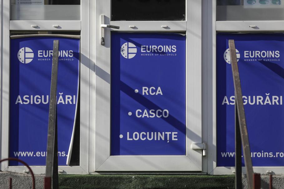 "O nouă ţeapă pe piaţa de asigurări" USR cere revocarea conducerii ASF "O nouă ţeapă pe piaţa de asigurări" USR cere revocarea conducerii ASF