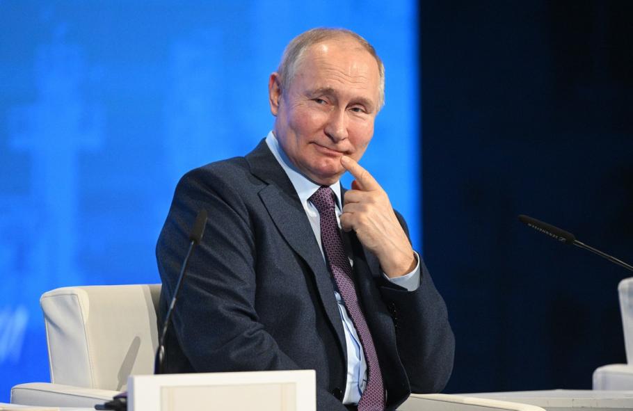 China a trimis 1.000 de puşti de asalt, echipamente militare şi veste antiglonţ în Rusia. Cum "ascunde" transporturile China a trimis 1.000 de puşti de asalt, echipamente militare şi veste antiglonţ în Rusia. Cum "ascunde" transporturile