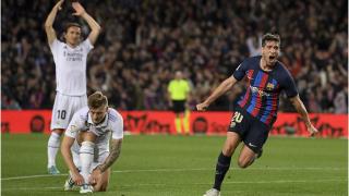 FC Barcelona - Real Madrid 2-1. „Catalanii” ocupă primul loc în clasament. Victoria din „El Clasico”, pas important către titlu