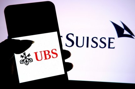 UBS a cumpărat Credit Suisse, aflat în pragul colapsului după problemele de pe bursă