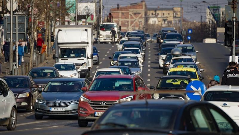 Încep înscrierile la Rabla Clasic şi Rabla Plus. Care sunt condițiile și câți bani primesc șoferii pentru mașina veche dusă la casat