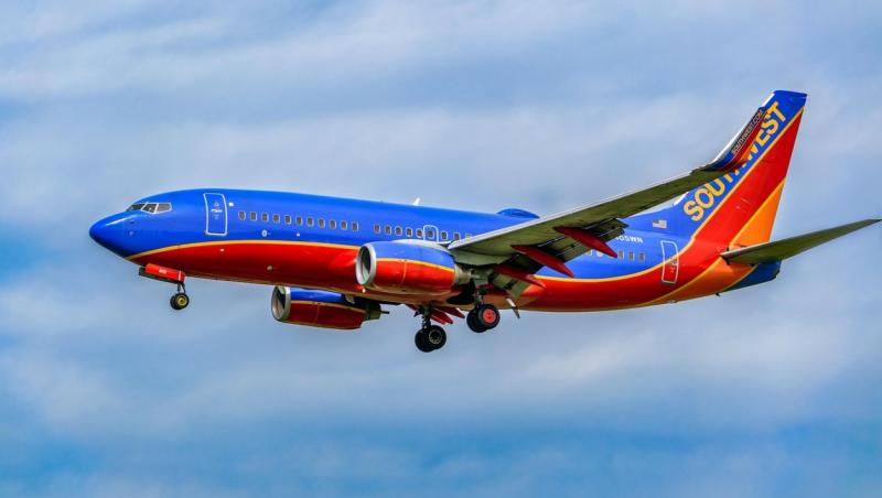 Norocul pasagerilor dintr-un avion, după ce pilotul a avut o "urgenţă medicală" în timpul zborului. Cum au reuşit să ajungă la destinaţie, în Ohio