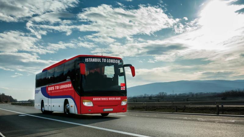 Cât costă cea mai lungă călătorie cu autocarul din lume. Traversează 22 de ţări şi durează 56 de zile