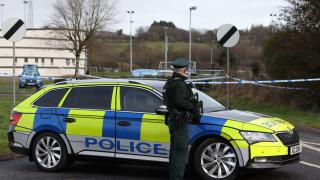 MI5 a ridicat nivelul de alertă în teroristă pentru Irlanda de Nord la "sever" după o serie de atacuri la adresa polițiștilor