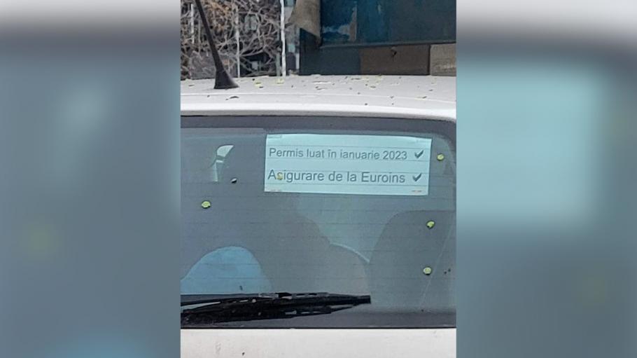 "Permis luat în ianuarie 2023. Asigurare de la Euroins". Un şofer s-a asigurat că are drum liber prin traficul din Bucureşti "Permis luat în ianuarie 2023. Asigurare de la Euroins". Un şofer s-a asigurat că are drum liber prin traficul din Bucureşti