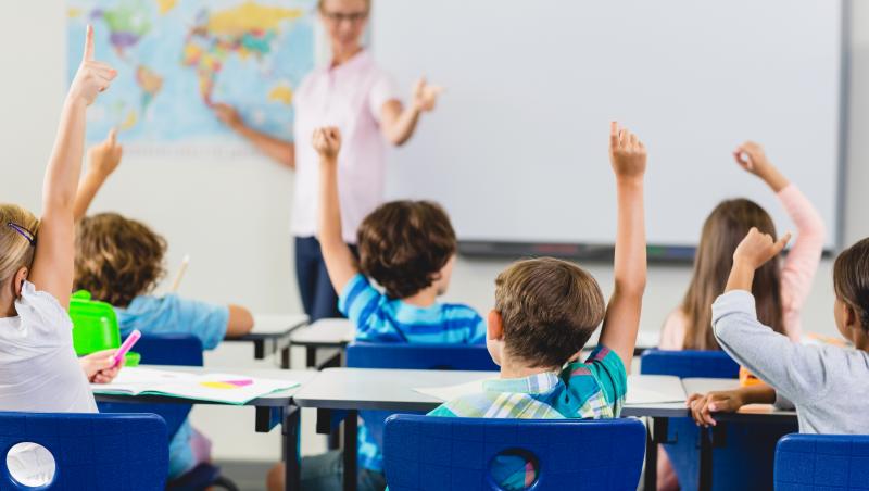 Înscriere clasa pregătitoare 2023. În ce perioadă are loc completarea cererilor-tip de către părinţi