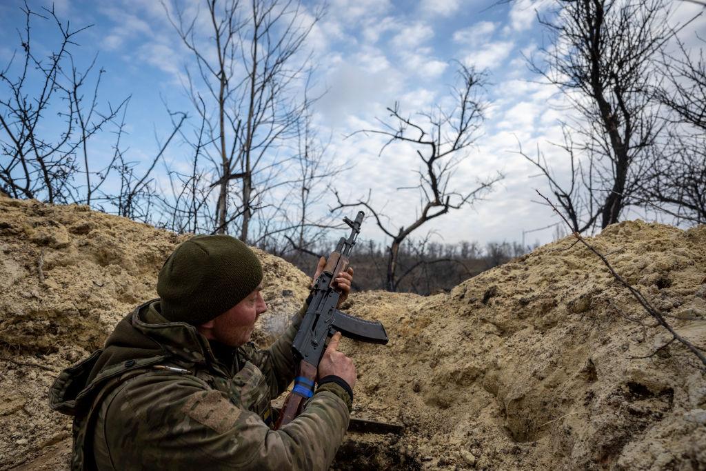 Cine pe cine epuizează la Bahmut? ISW: Ucrainenii se retrag tactic, forţele ruse sunt epuizate în Donbas, fereastră pentru ca Ucraina să lanseze contraofensiva de primăvară