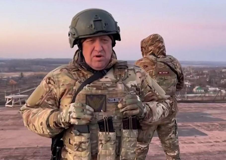 Prigojin atacă iar conducerea armatei ruse: Un lider Wagner nu a fost primit în cartierul general din Ucraina. Poziția rusă la Bahmut, pusă în pericol din cauza muniţiilor Prigojin atacă iar conducerea armatei ruse: Un lider Wagner nu a fost primit în cartierul general din Ucraina. Poziția rusă la Bahmut, pusă în pericol din cauza muniţiilor