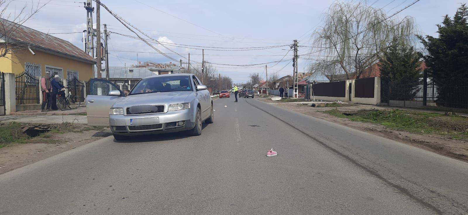 Fetiţă de 8 ani, lovită de o maşină în Galaţi