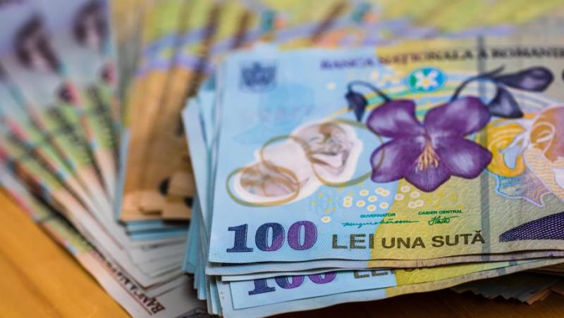 A cerut șpagă aproape 300.000 lei, ca ''să uite'' de datoriile unei firme. Fost inspector ANAF din Timiș, trimis în judecată de DNA