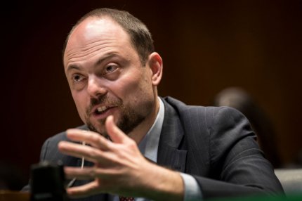 Vladimir Kara-Murza, un critic al lui Putin şi al războiului din Ucraina, a fost condamnat la 25 de ani de închisoare pentru trădare şi denigrarea armatei