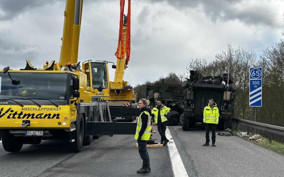 7 soldați americani răniți uşor. Două blindate aflate într-un convoi s-au ciocnit pe autostradă din Bavaria