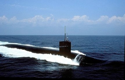 Iranul susţine că a forţat ieşirea la suprafaţă a unui submarin american, la intrarea în Golful Persic: "Şi-a corectat direcţia după ce a fost avertizat"